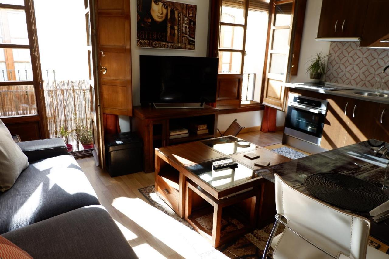 Atico En El Centro Historico Con Terraza Apartman Málaga Kültér fotó