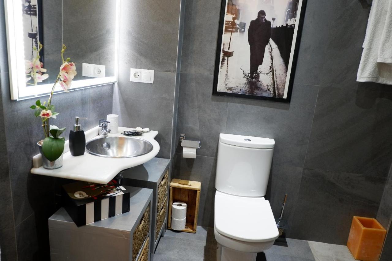 Atico En El Centro Historico Con Terraza Apartman Málaga Kültér fotó